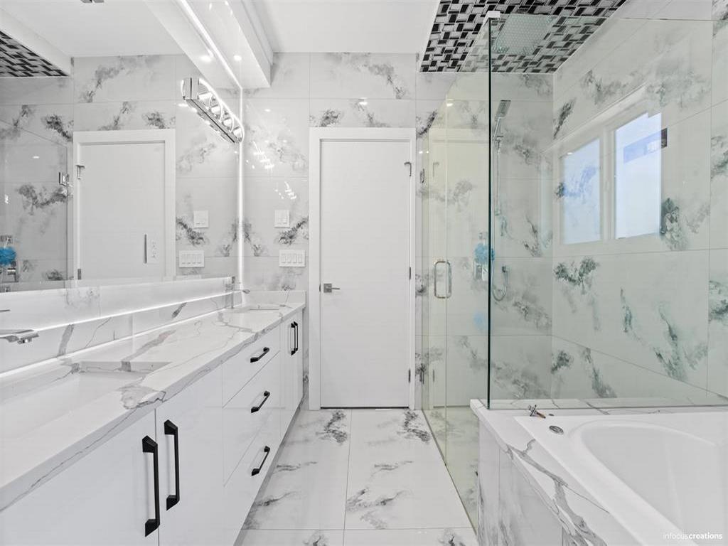 Listing Image for R3070437