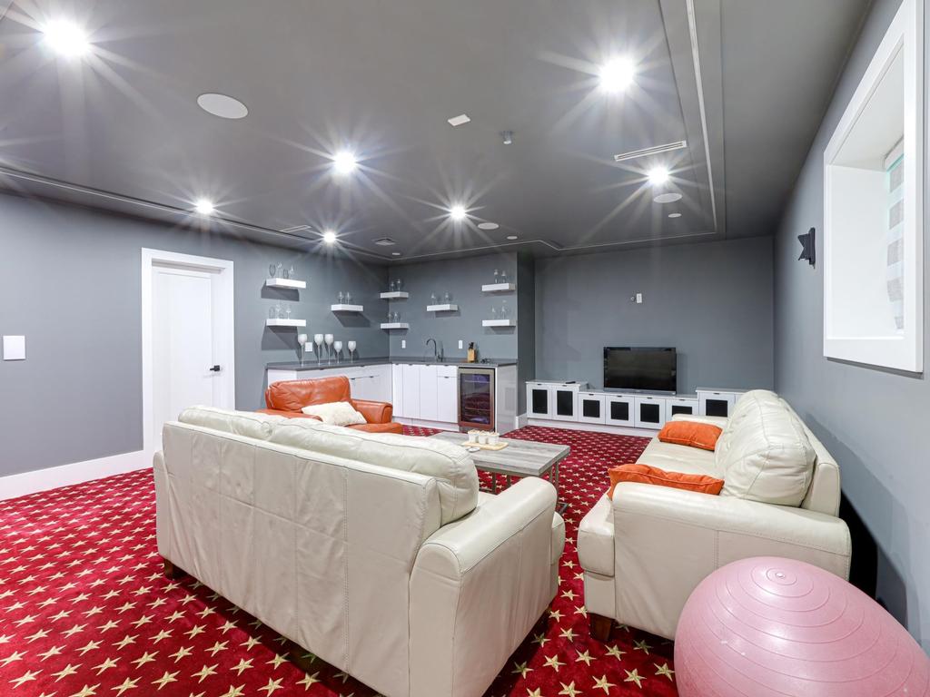 Listing Image for R3070438