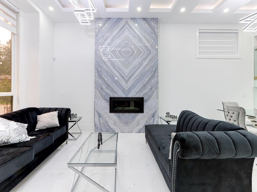 Listing Image for R3070438