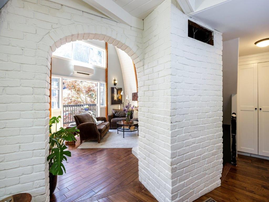 Listing Image for R3070445