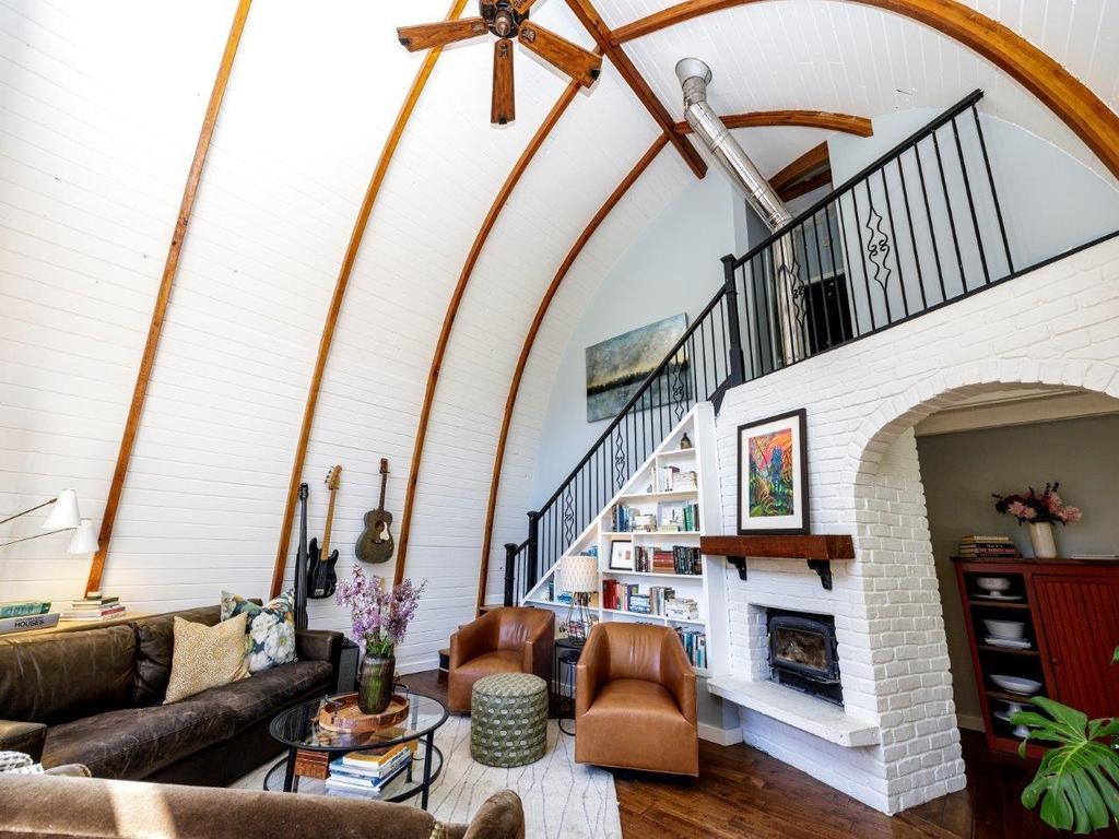 Listing Image for R3070445