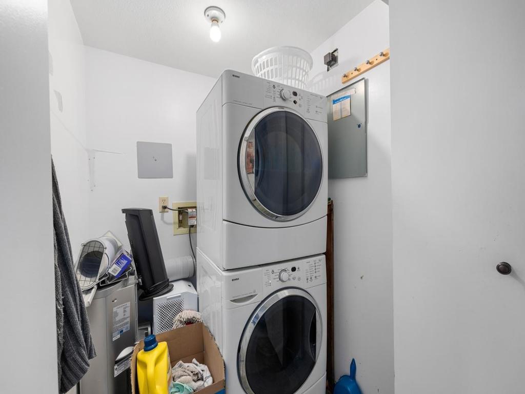 Listing Image for R3070482