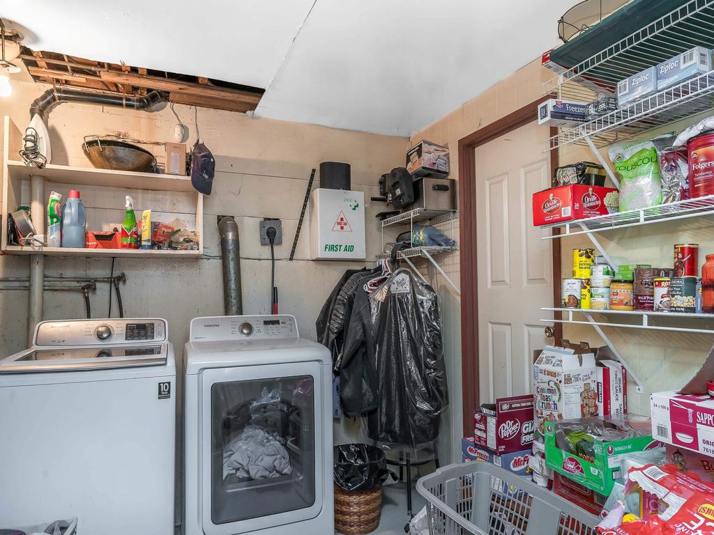 Listing Image for R3070529