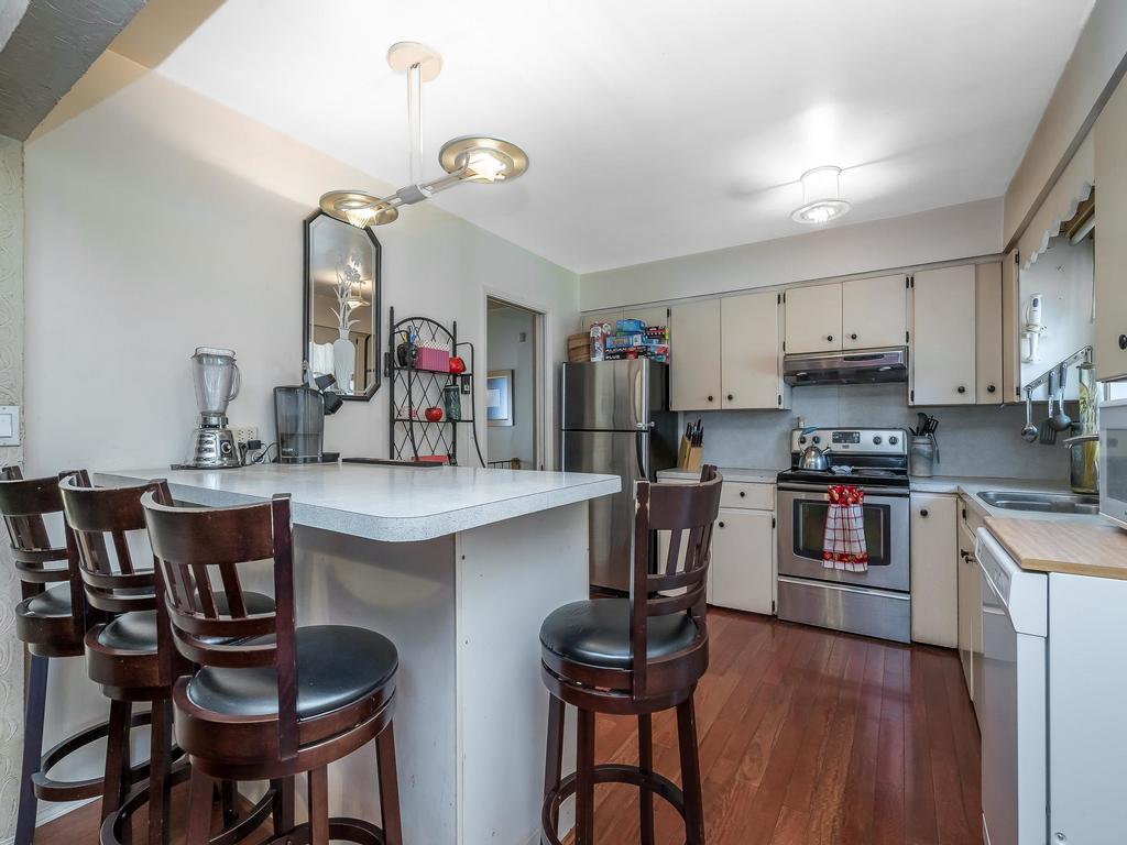 Listing Image for R3070529