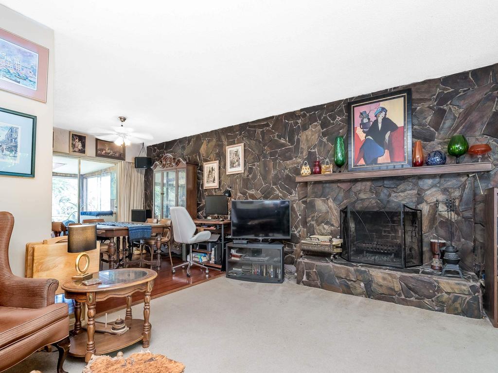 Listing Image for R3070529