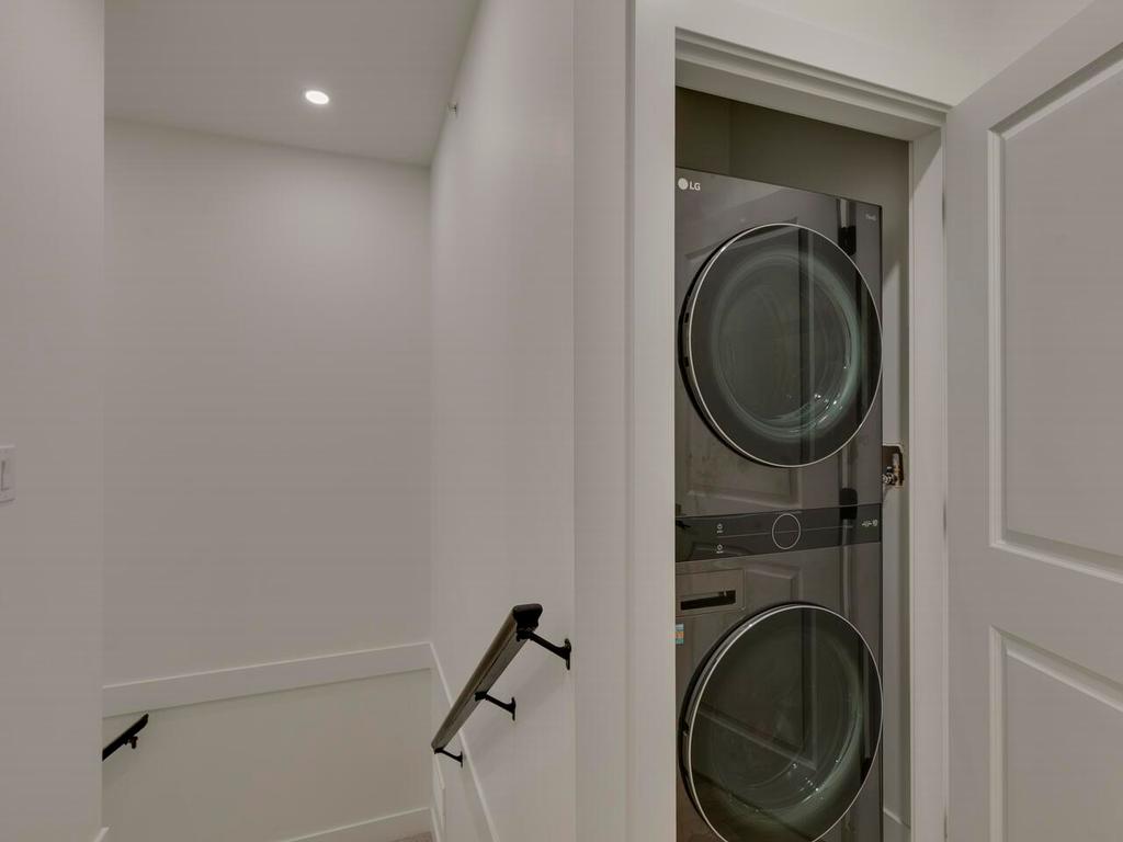 Listing Image for R3070536