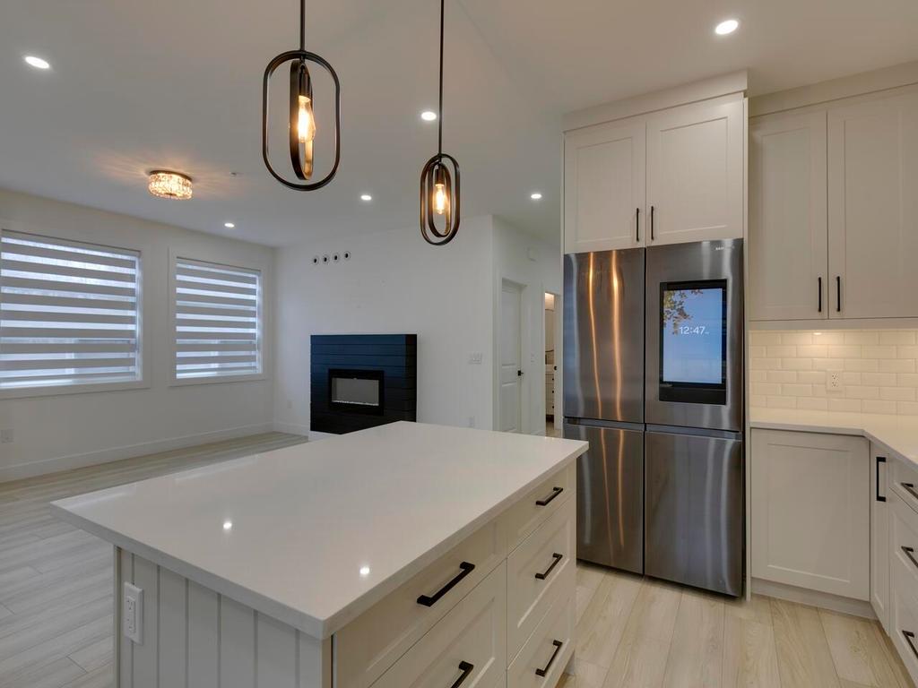 Listing Image for R3070536