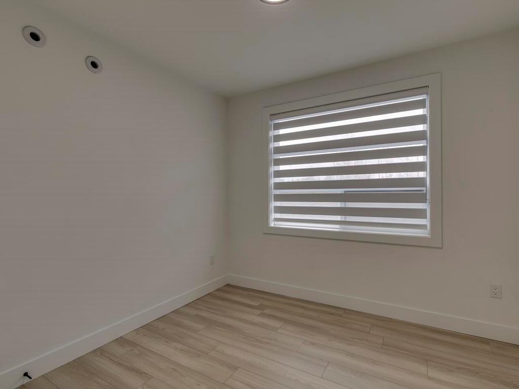 Listing Image for R3070536