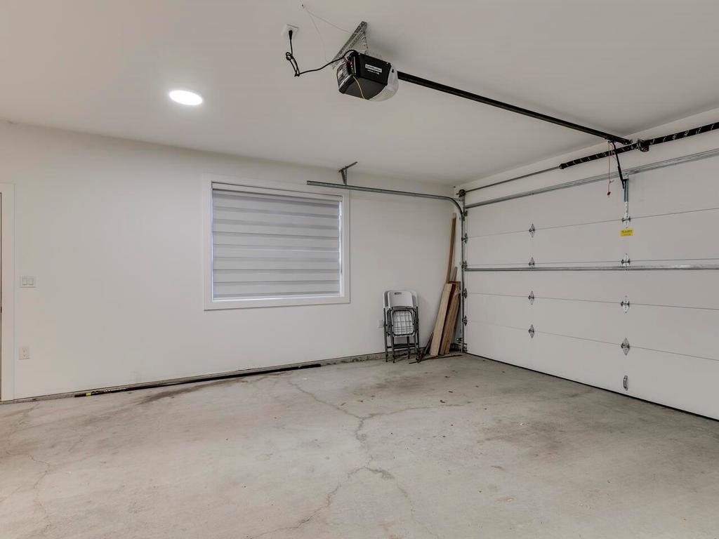 Listing Image for R3070536