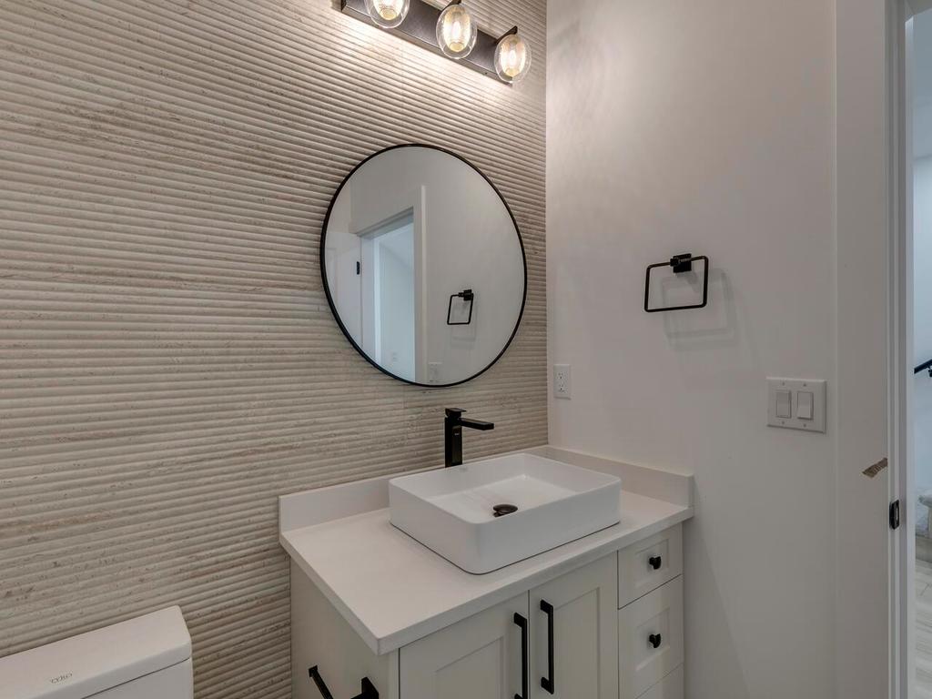 Listing Image for R3070536