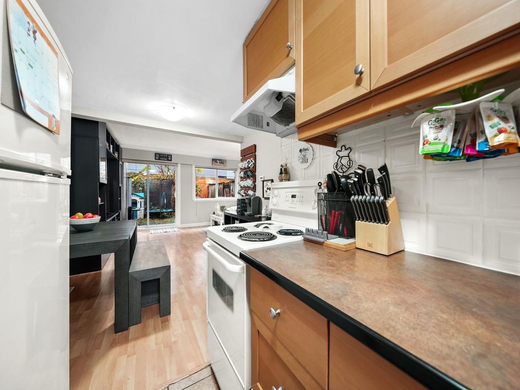 Listing Image for R3070558