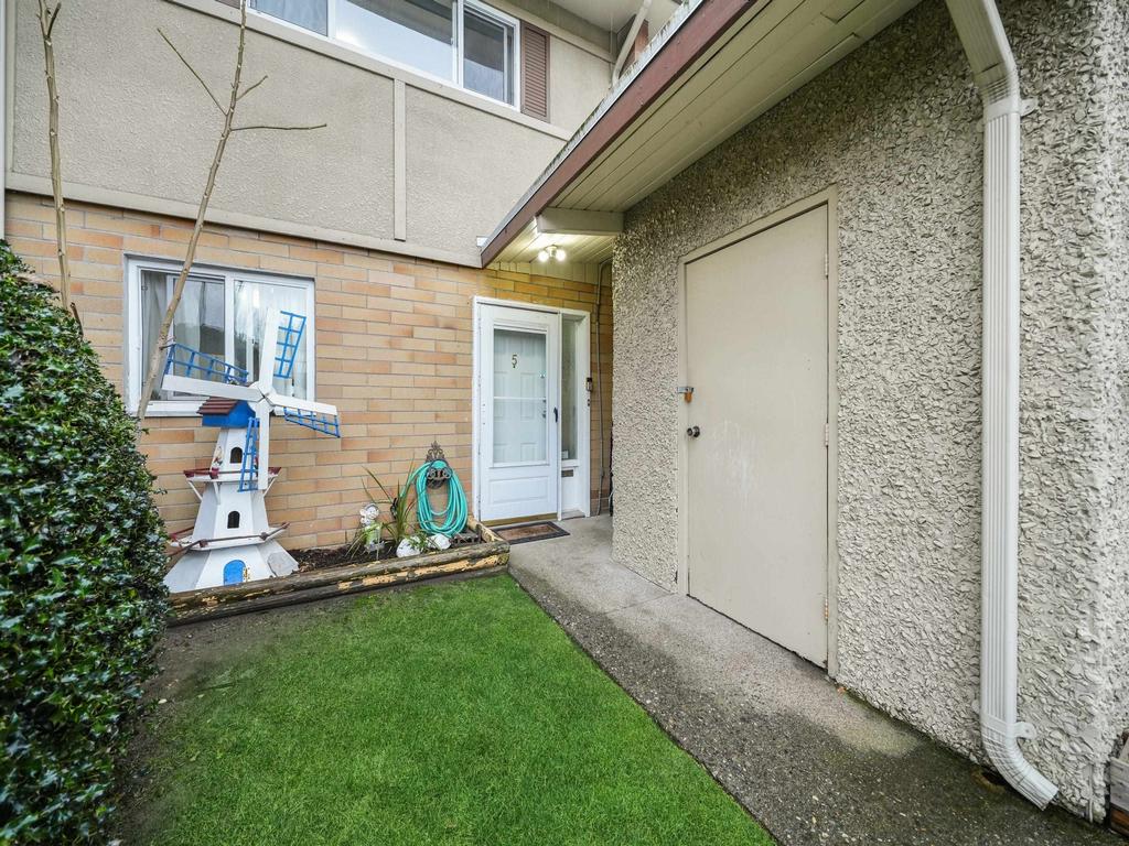 Listing Image for R3070558