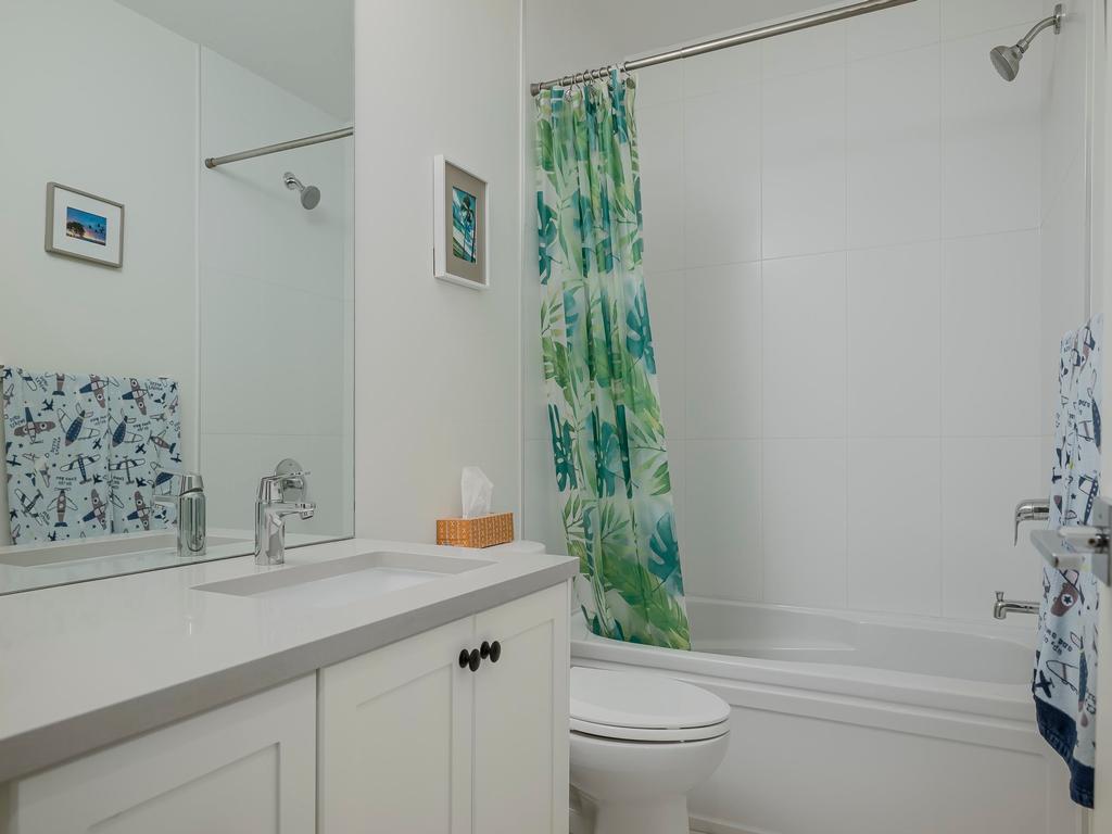 Listing Image for R3070580