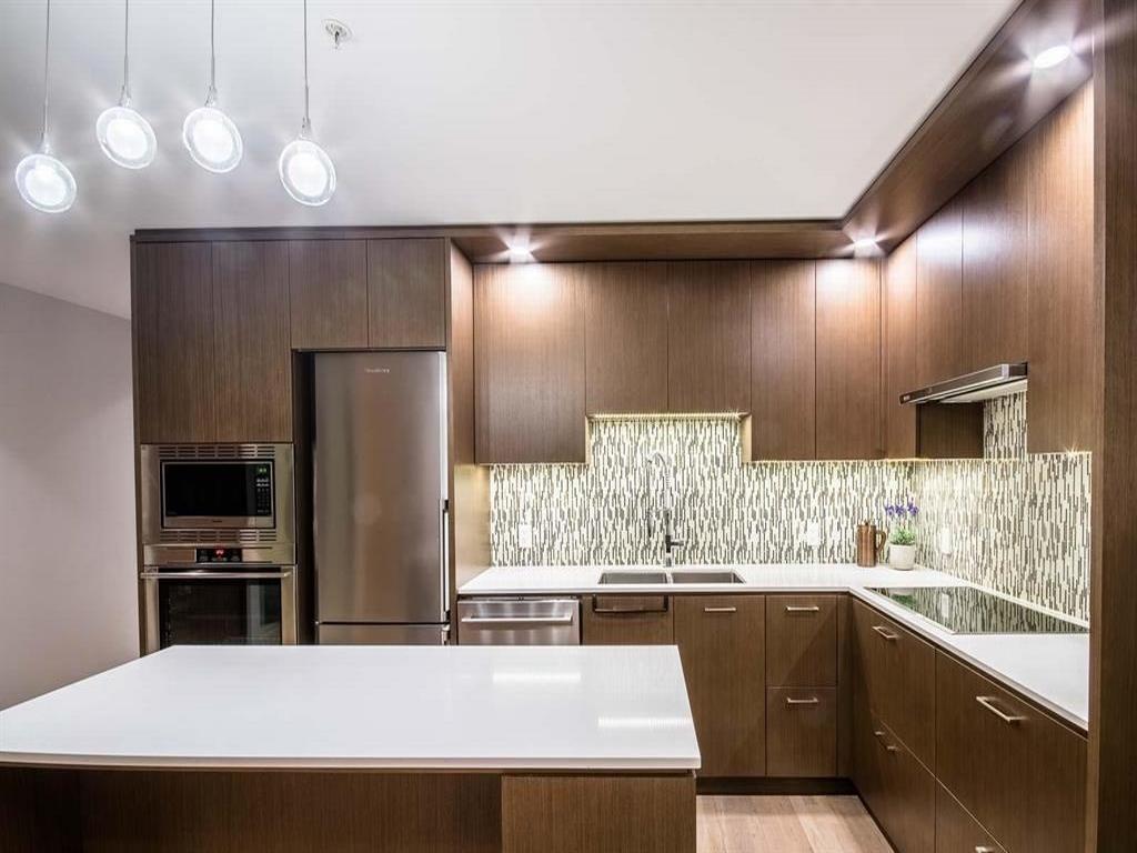 Listing Image for R3070587