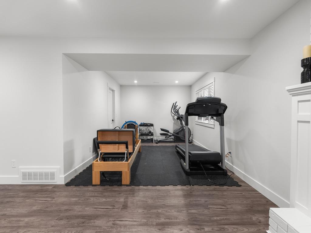 Listing Image for R3070588