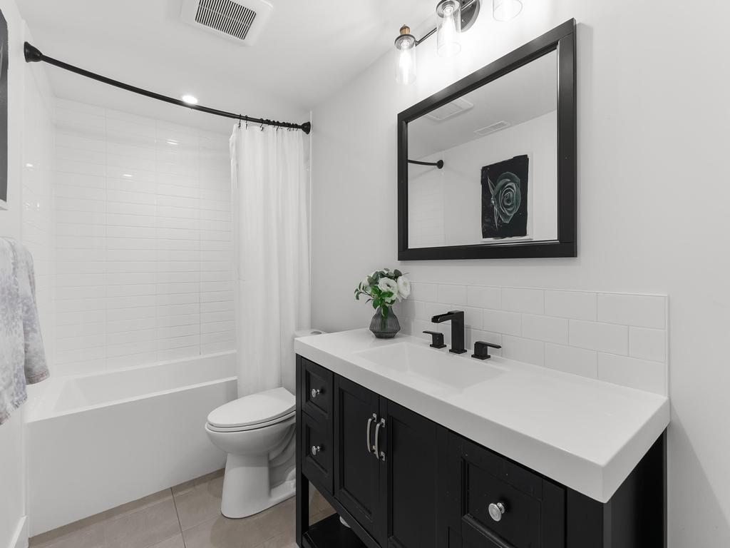 Listing Image for R3070588