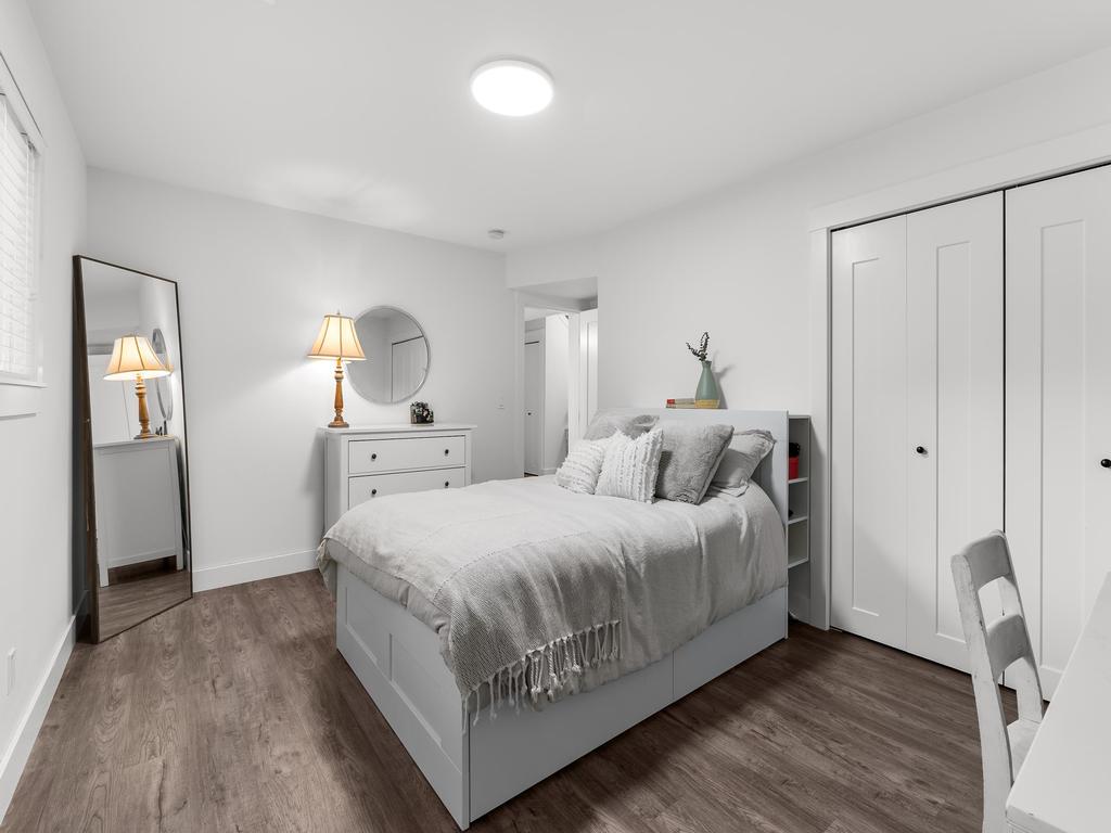 Listing Image for R3070588