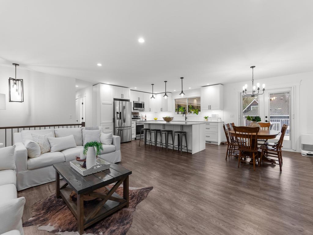 Listing Image for R3070588