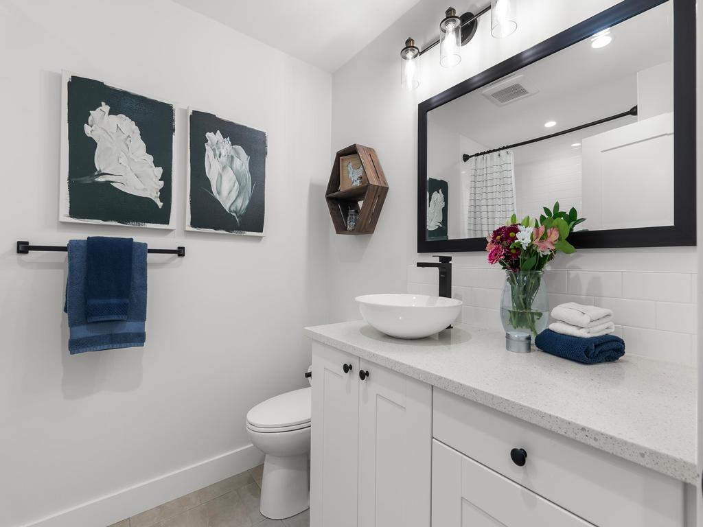 Listing Image for R3070588