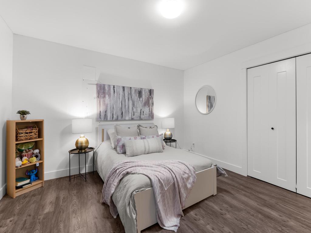 Listing Image for R3070588