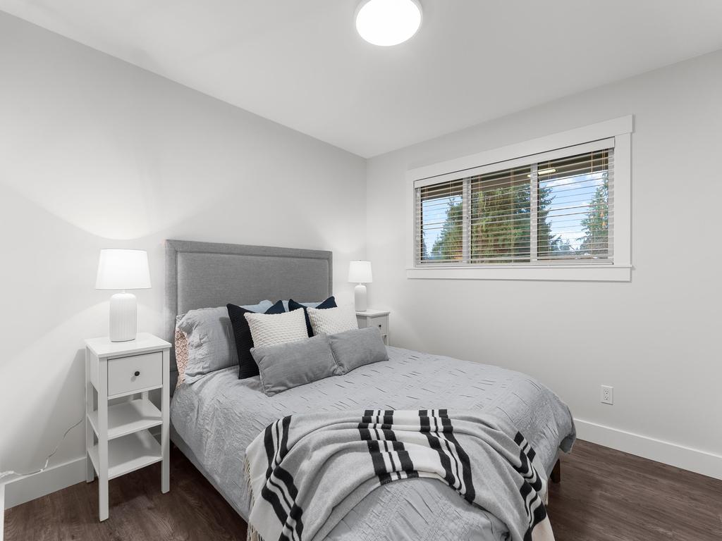 Listing Image for R3070588