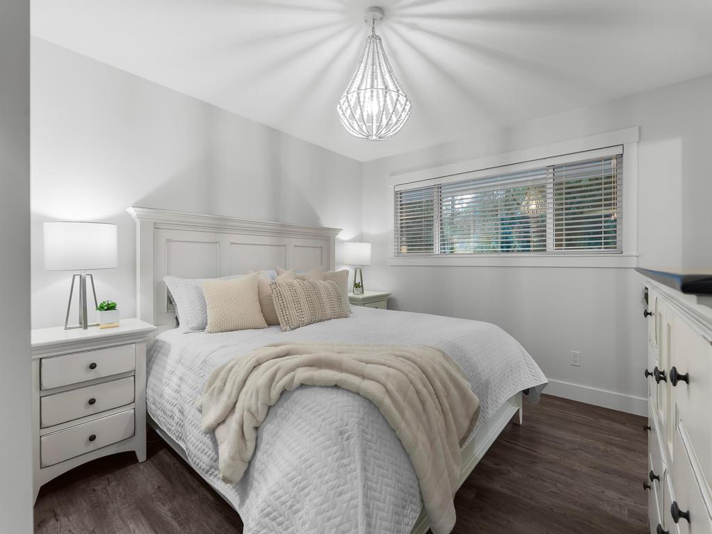 Listing Image for R3070588