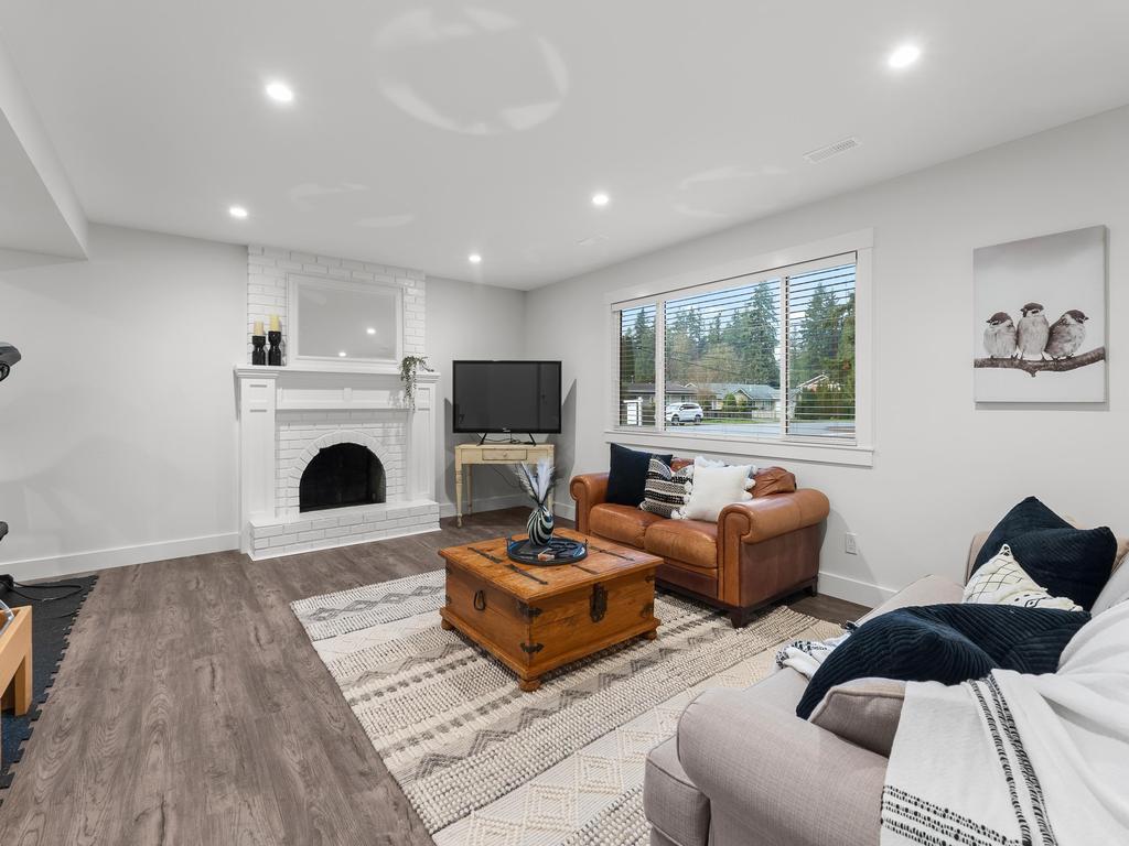 Listing Image for R3070588