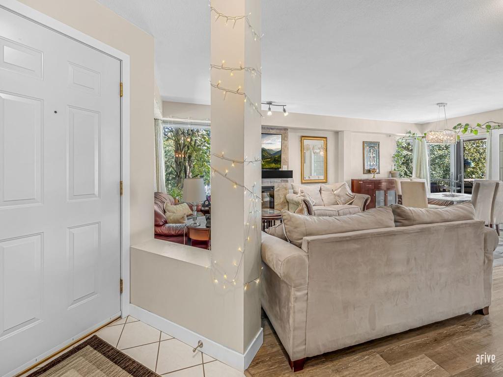 Listing Image for R3070603