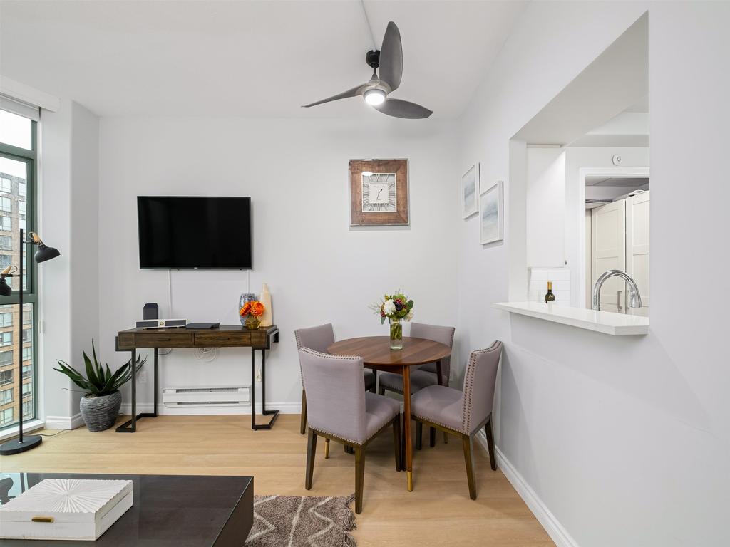 Listing Image for R3070681