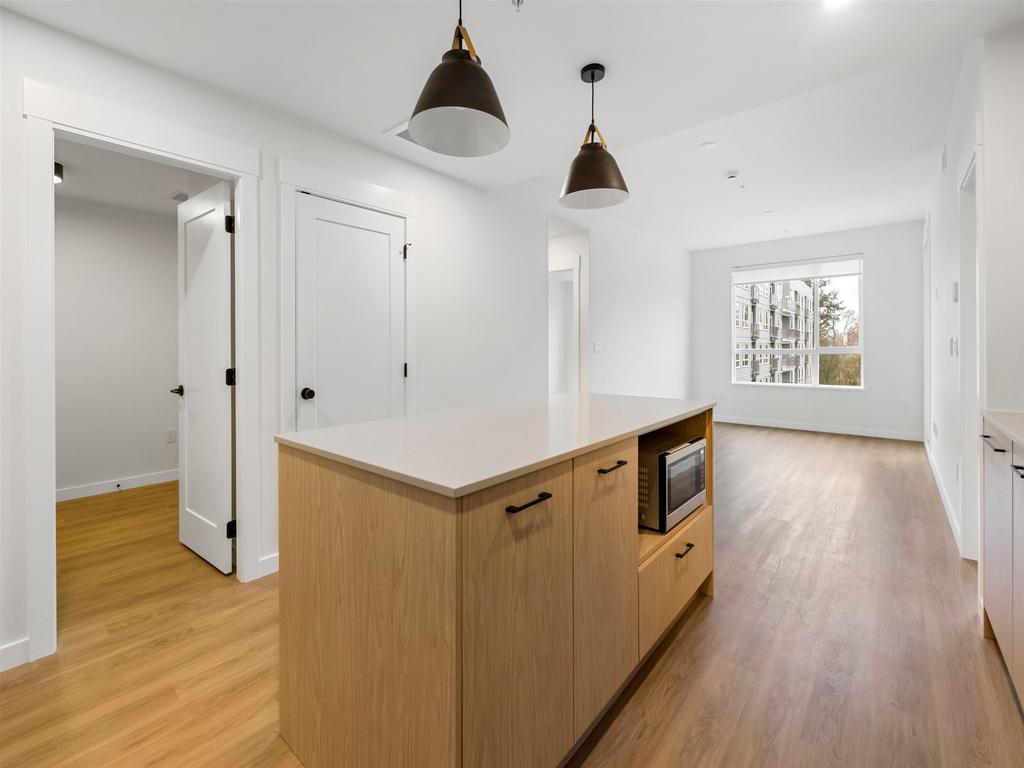 Listing Image for R3070745