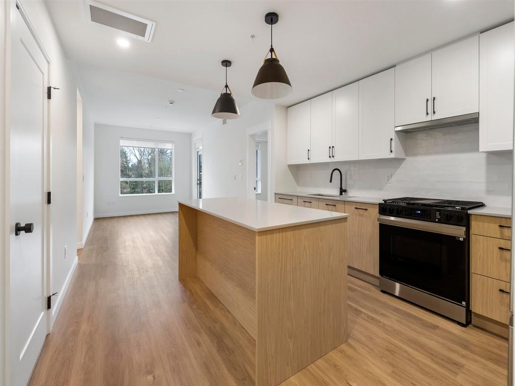 Listing Image for R3070745