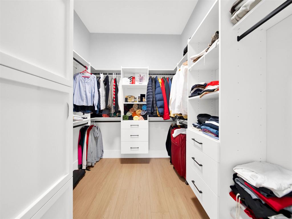 Listing Image for R3070805