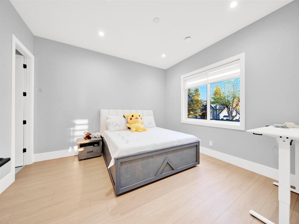 Listing Image for R3070805