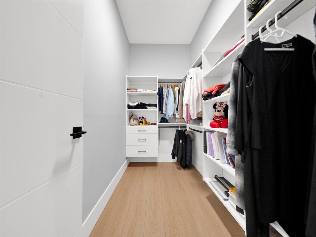 Listing Image for R3070805