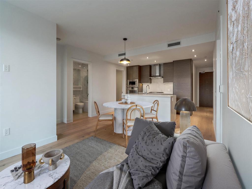 Listing Image for R3070859