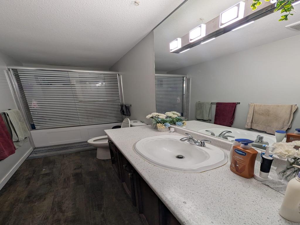 Listing Image for R3070866