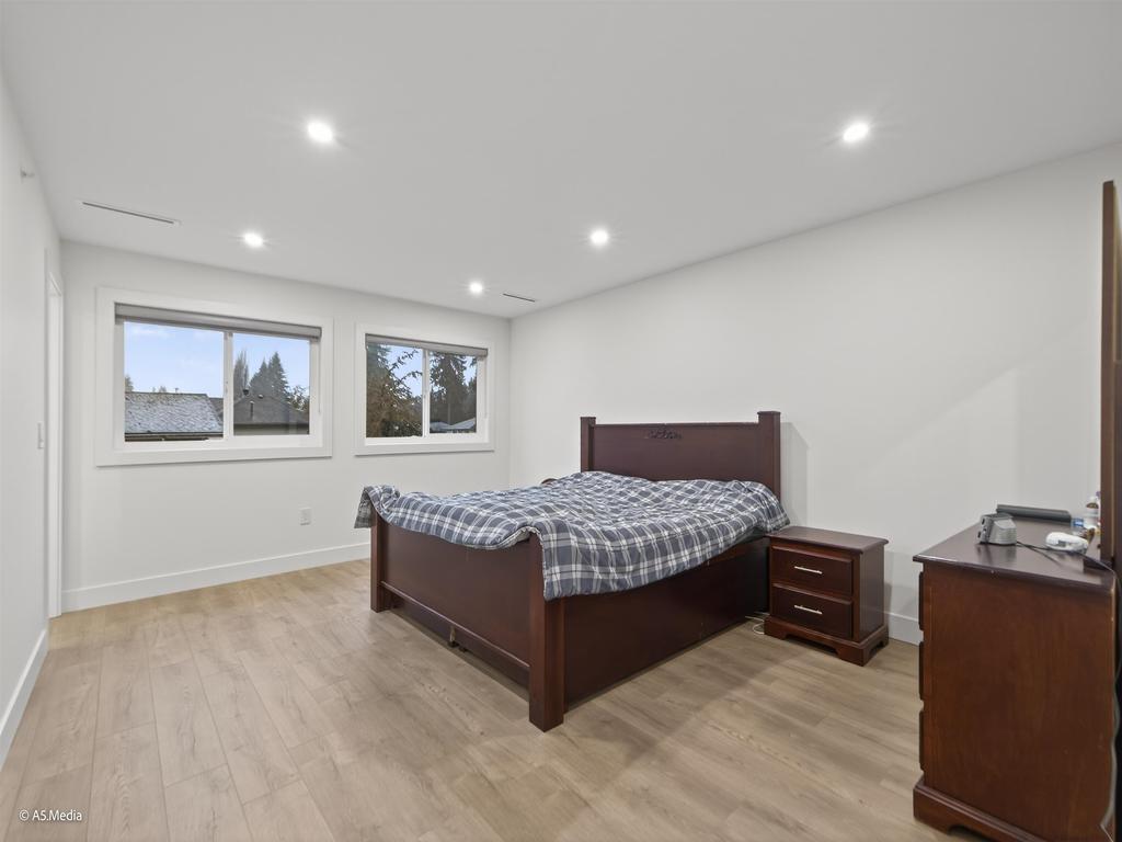 Listing Image for R3070884