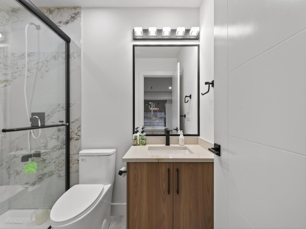 Listing Image for R3070884