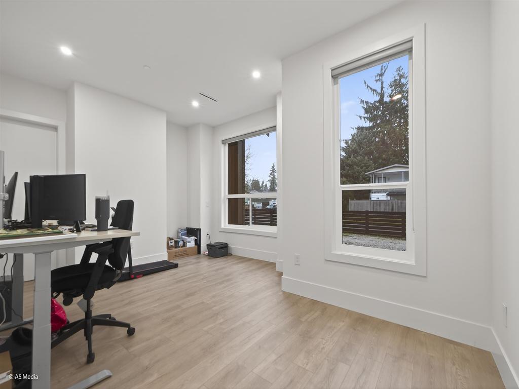 Listing Image for R3070884