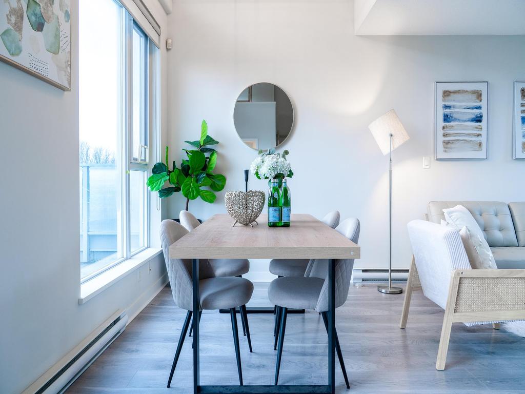 Listing Image for R3070897