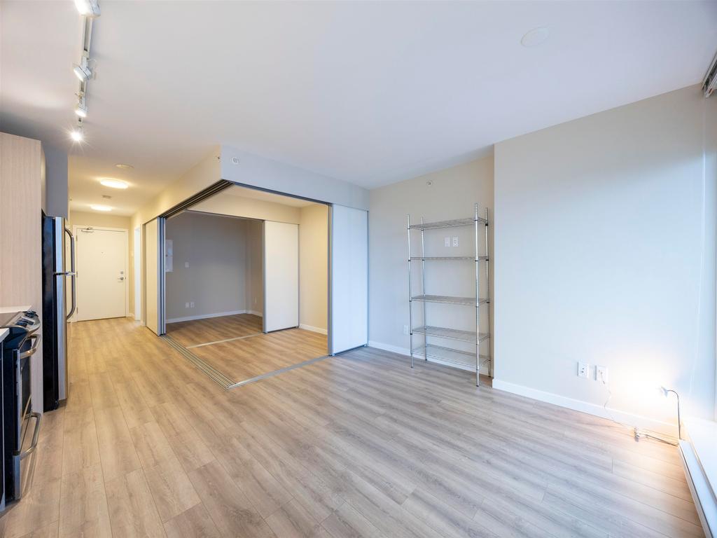 Listing Image for R3070914