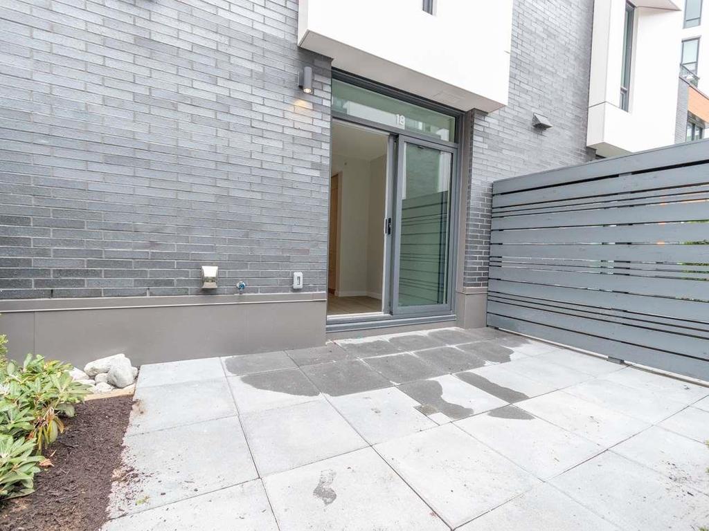 Listing Image for R3070935