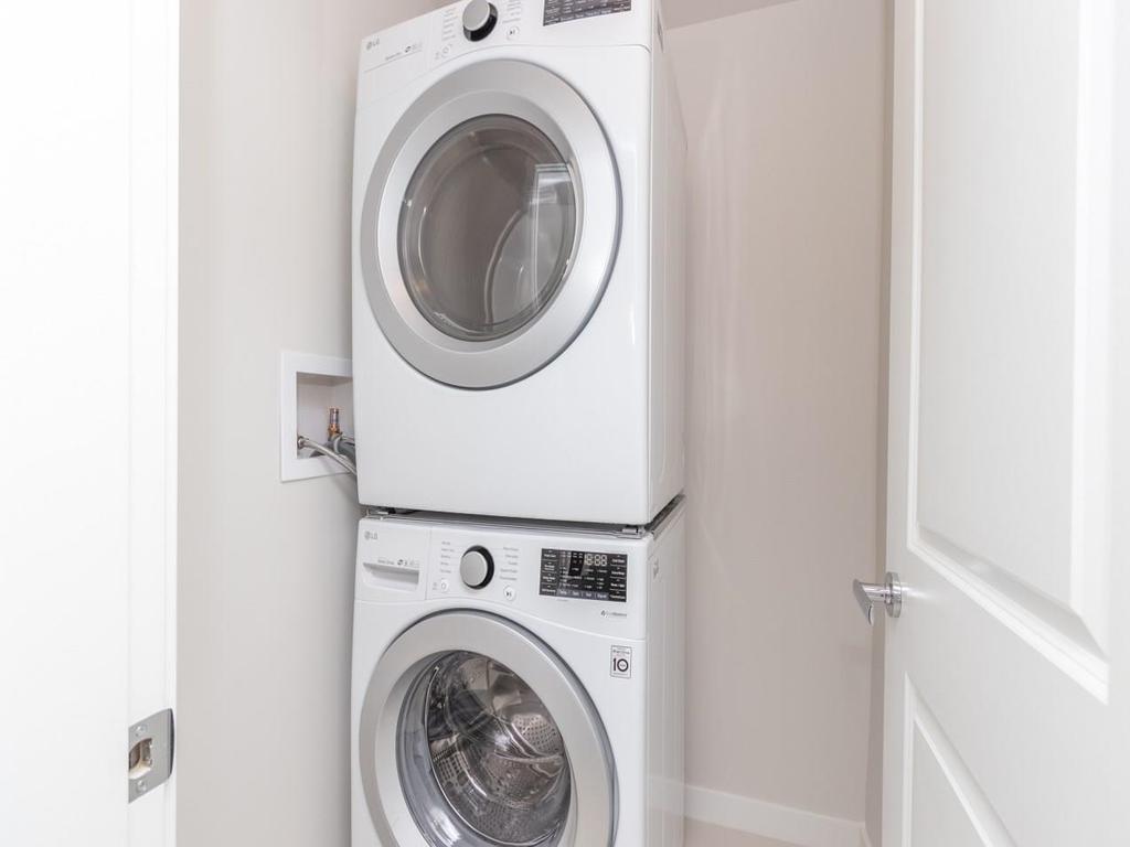 Listing Image for R3070935