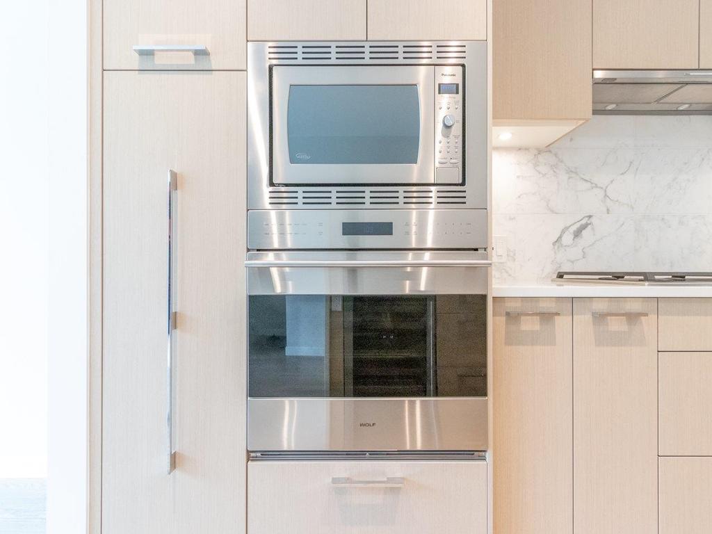 Listing Image for R3070935