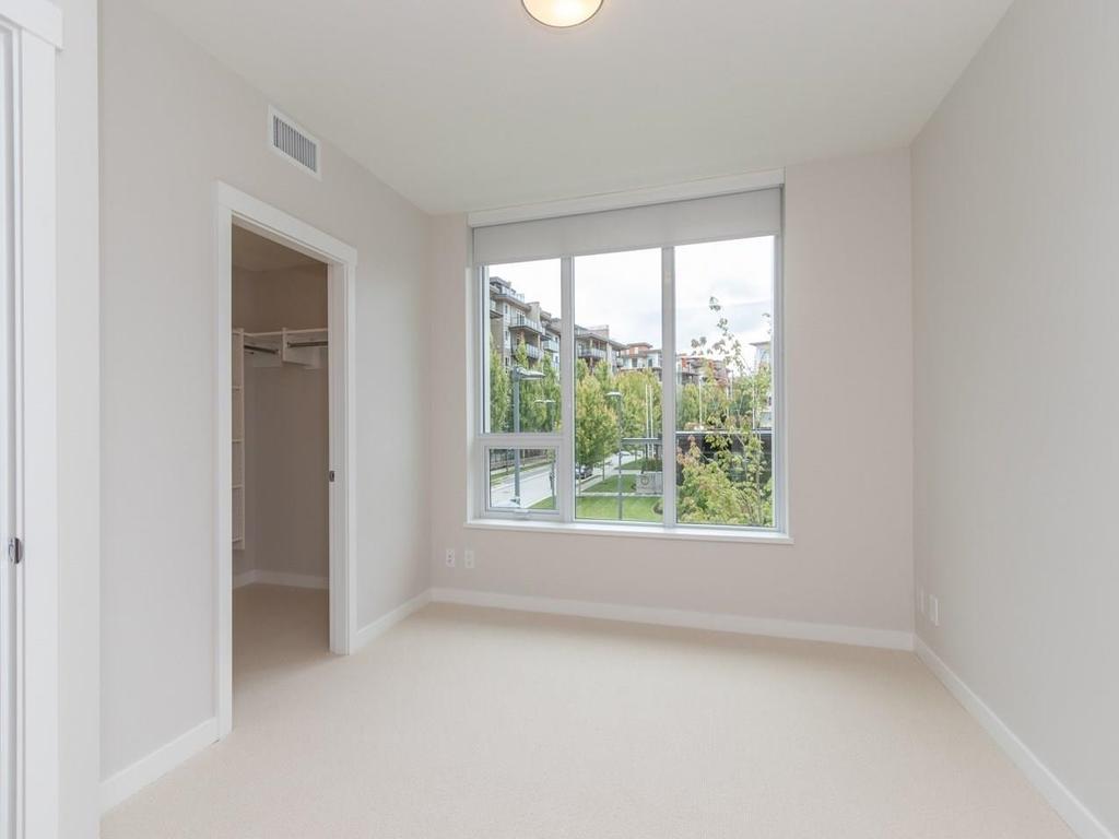 Listing Image for R3070935