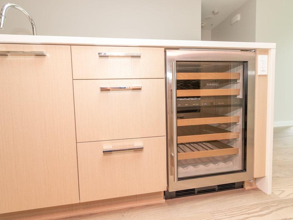 Listing Image for R3070935