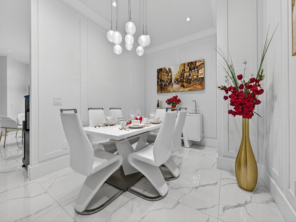 Listing Image for R3070987