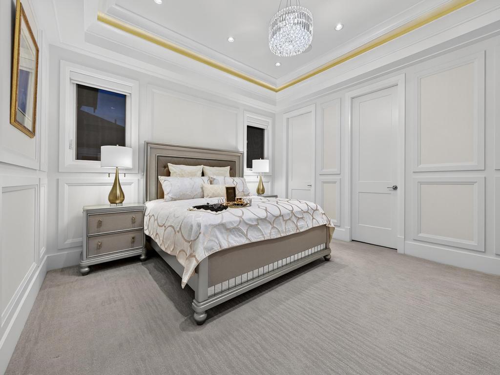 Listing Image for R3070987