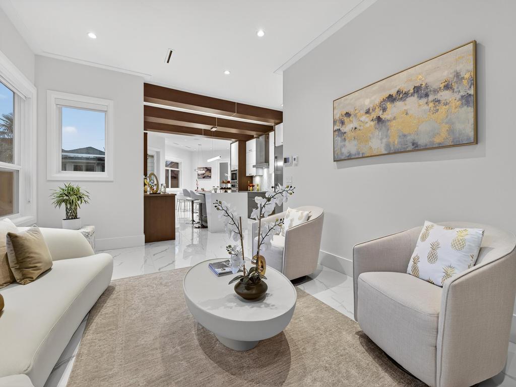 Listing Image for R3070987