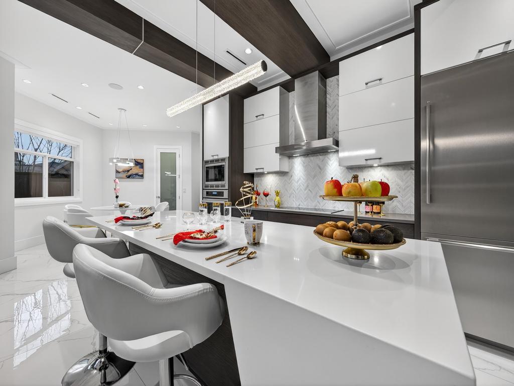 Listing Image for R3070987